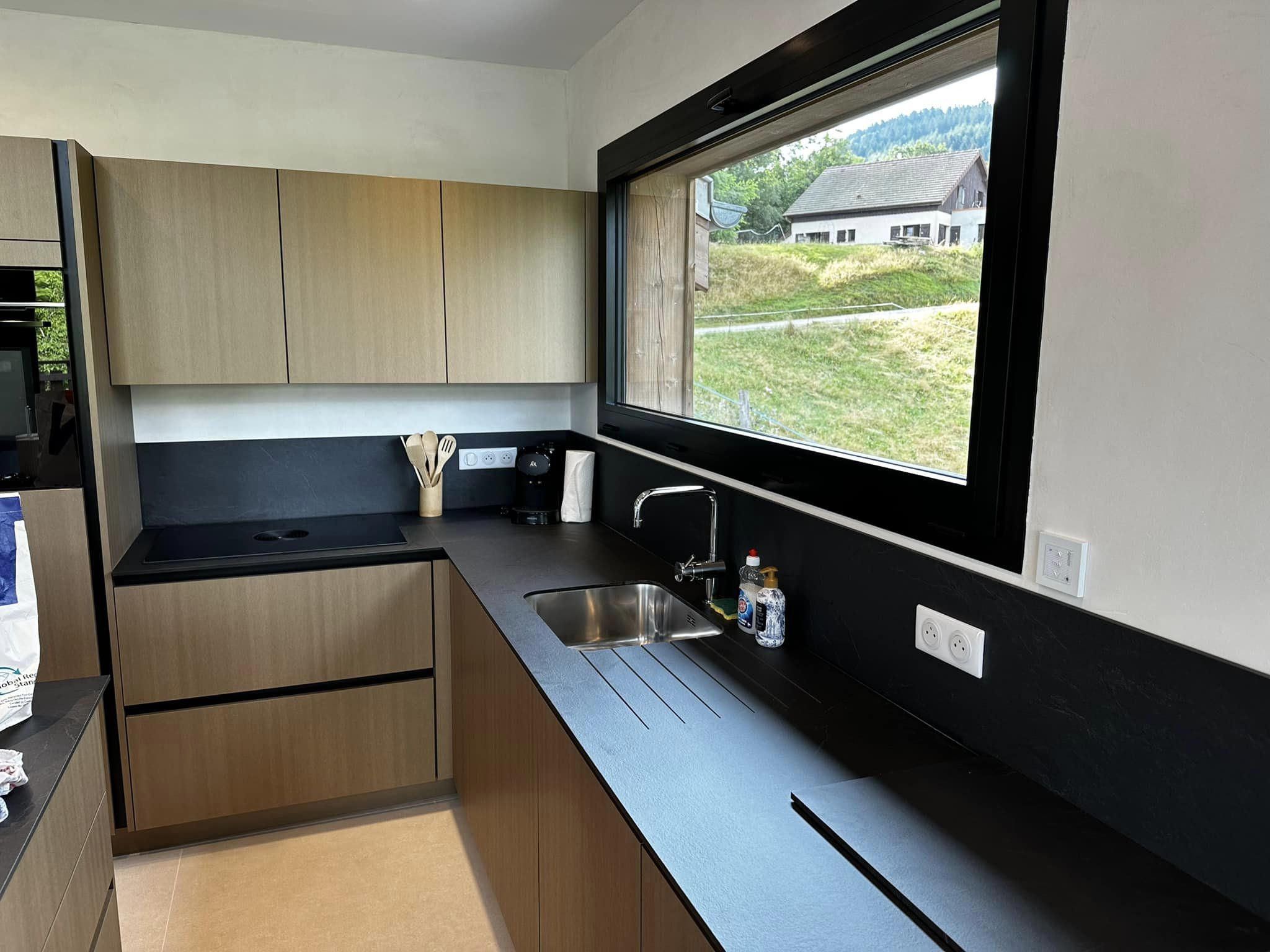 Cuisine rénovée à Soultz-sous-Forêts, photographie 1 du chantier Laeuffer